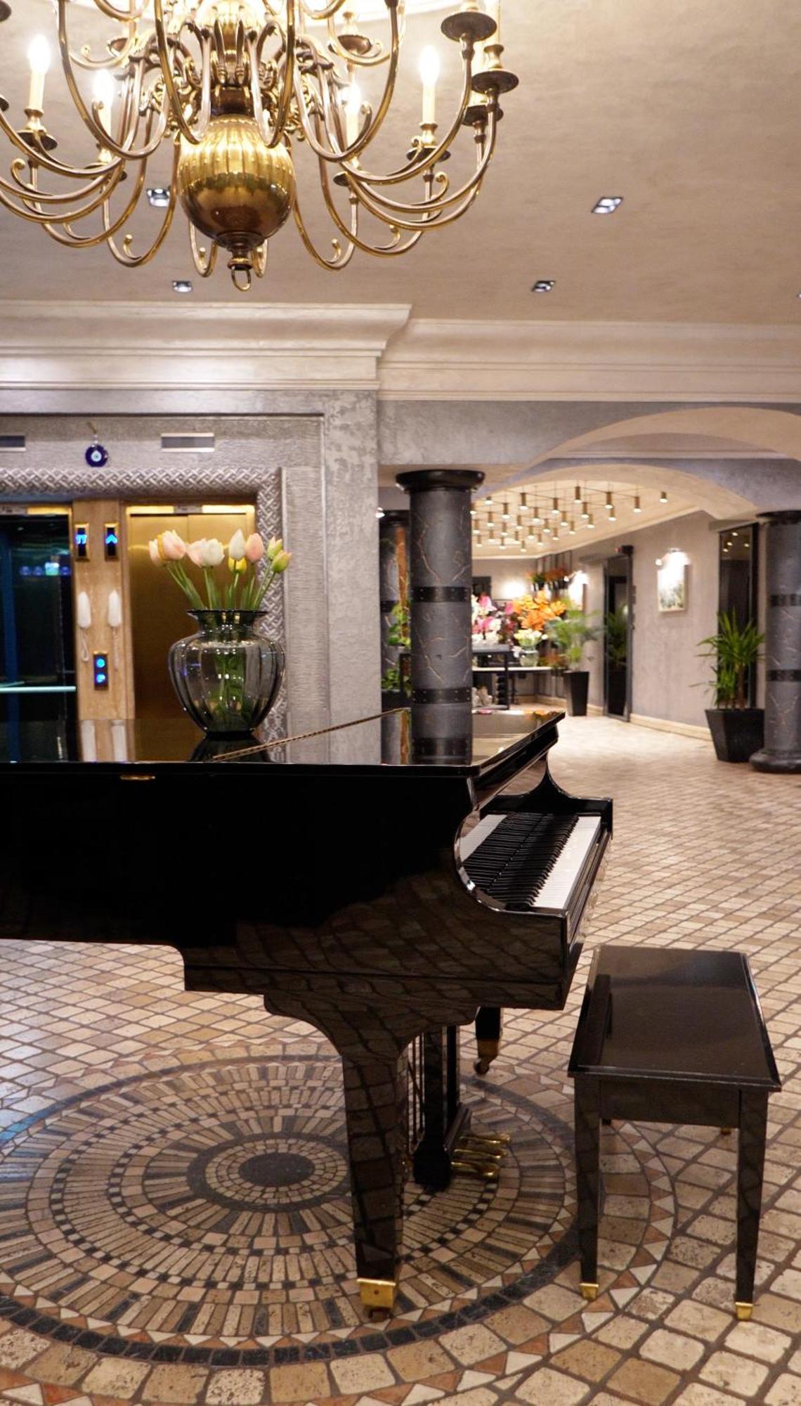 The Wings Hotels Neva Palas Ankara Bagian luar foto